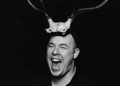 Alexander McQueen: Revolutionary and friend .